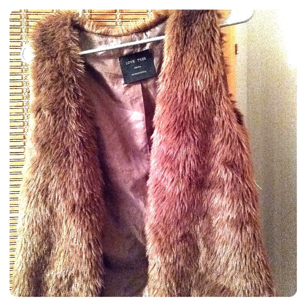 Fur vest 🧥❄️